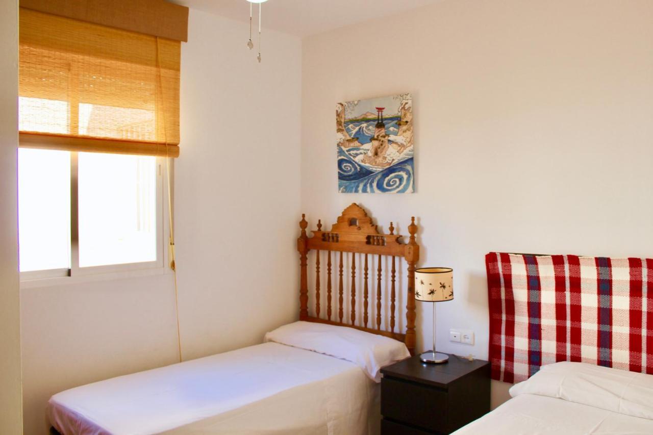 Espectacular Atico Con Parking Y Terraza Con Bbq Leilighet Salobreña Eksteriør bilde