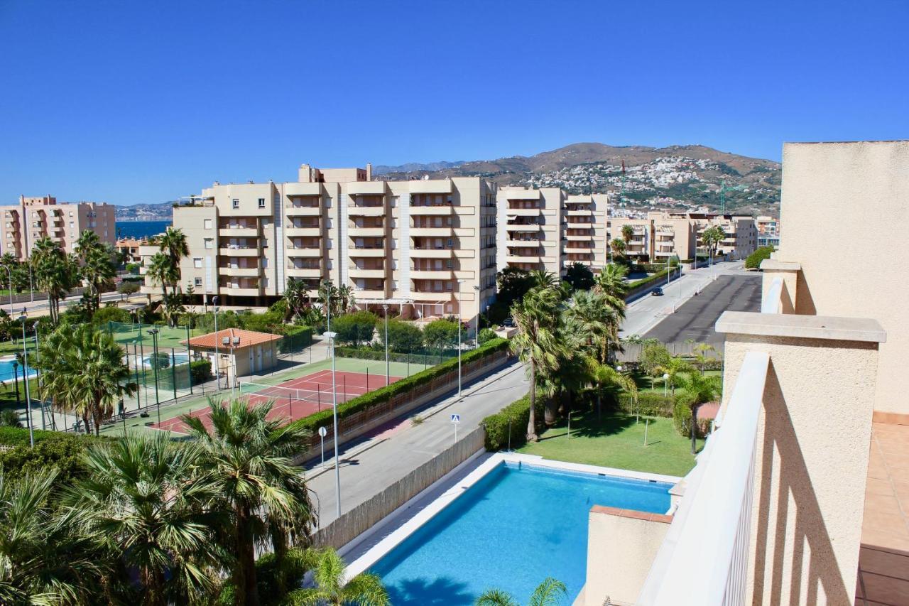 Espectacular Atico Con Parking Y Terraza Con Bbq Leilighet Salobreña Eksteriør bilde