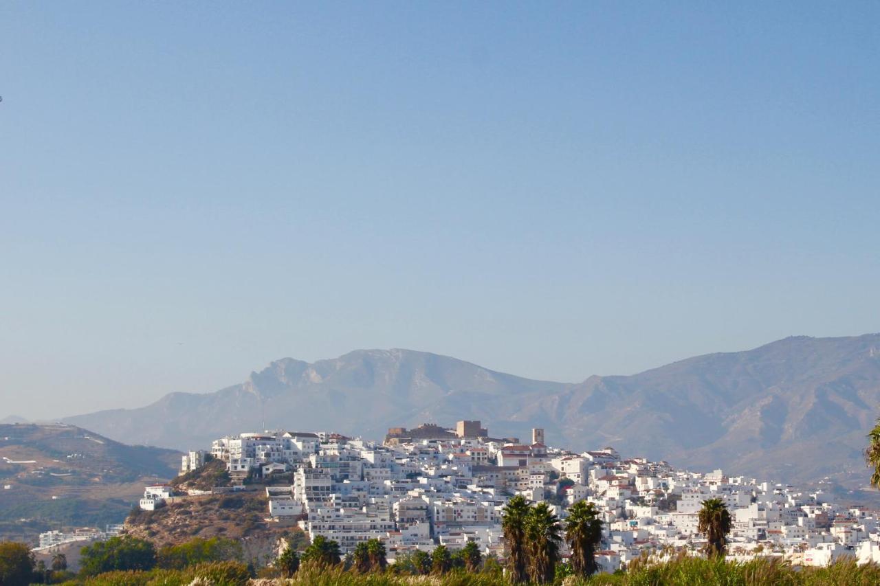 Espectacular Atico Con Parking Y Terraza Con Bbq Leilighet Salobreña Eksteriør bilde